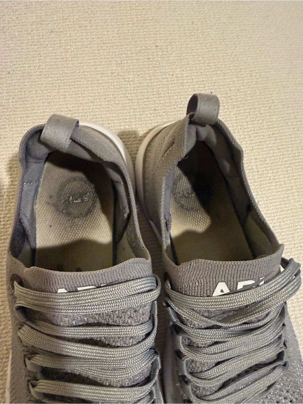 APL Techloom Breeze Sneakers - Silver/ Gray